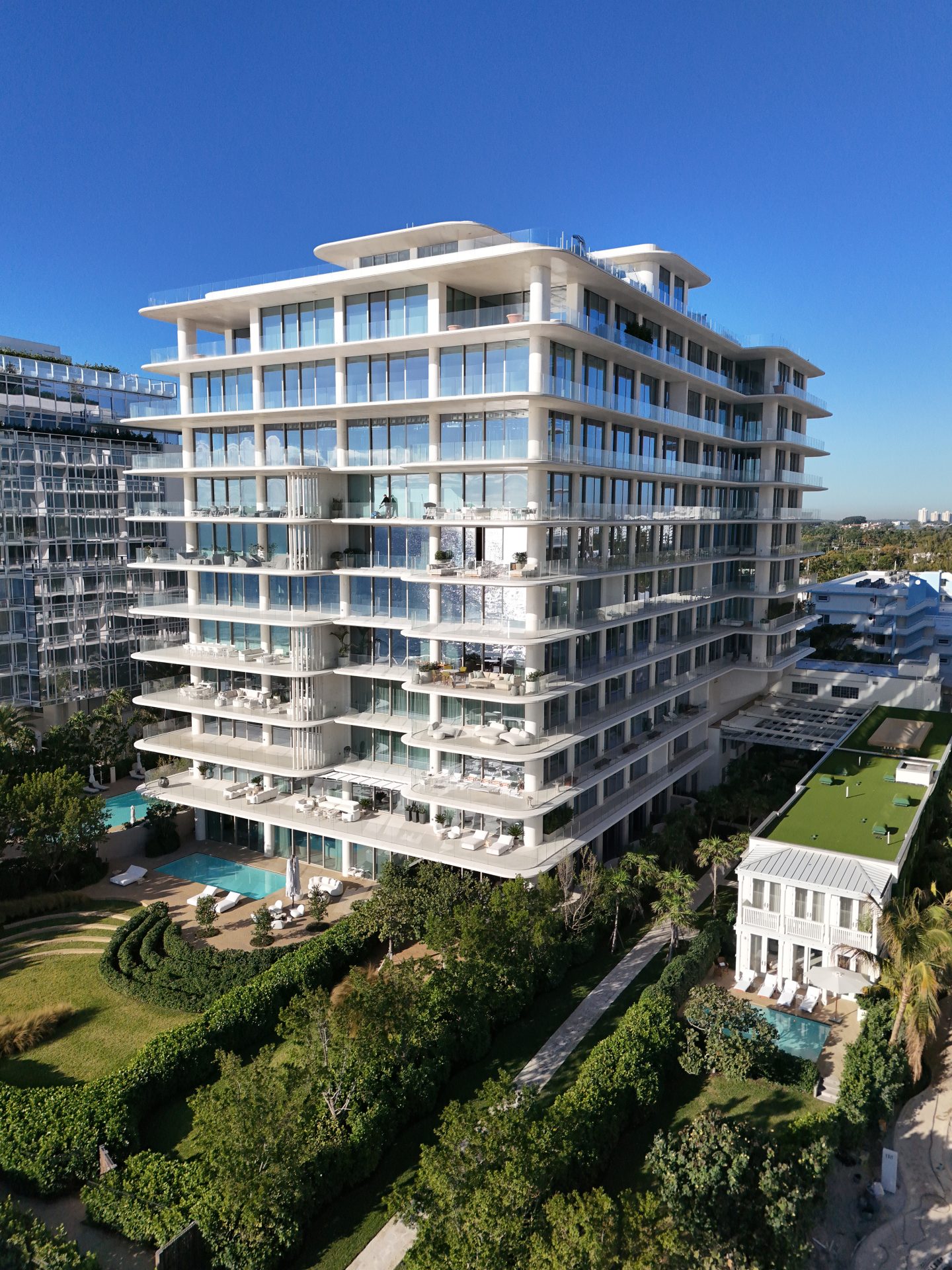 Surfclub Residences